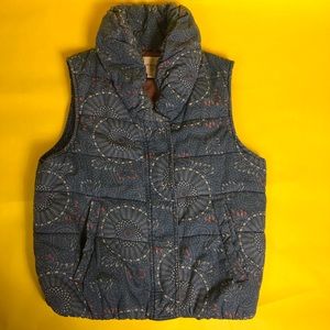 Super cool chambray denim vest women’s size M